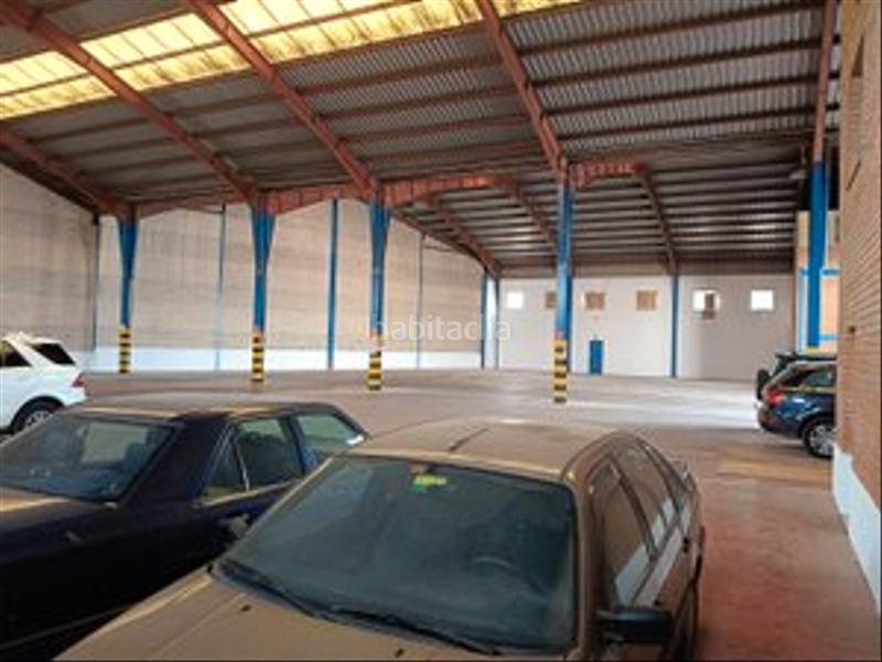 Foto c7a0615e-8a5f-4f4f-99a6-062f02d2fb71. Rent industrial building with heating in Leganés norte Leganés