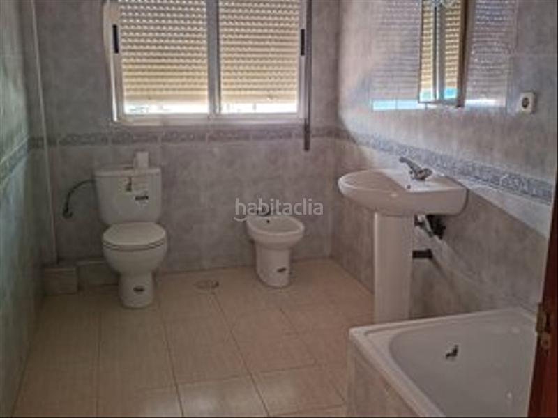 Foto cf1fa512-65be-434c-83a0-22eb13d950ac. Rent industrial building with heating in Leganés norte Leganés