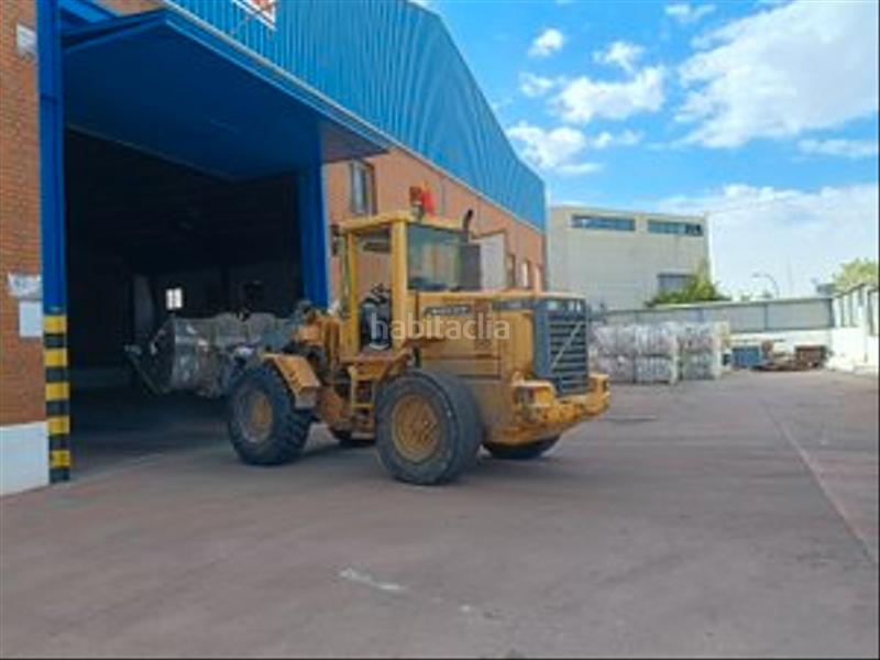 Foto cf3f9def-ea74-4e7b-9beb-4d677cb04081. Alquiler nave industrial en Leganés norte Leganés