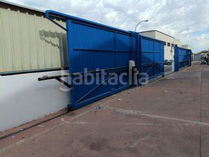 Foto 1d1c7e21-d3bd-420f-8863-1e4dbd60a066. Nau industrial amb calefacció a Leganés norte Leganés
