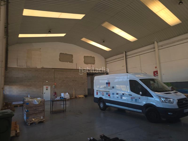 Foto cbbc8b34-3ffc-4a9f-b188-e5cf7a872430. Location bâtiment à usage industriel dans Urbanización Este-Montepríncipe Boadilla del Monte