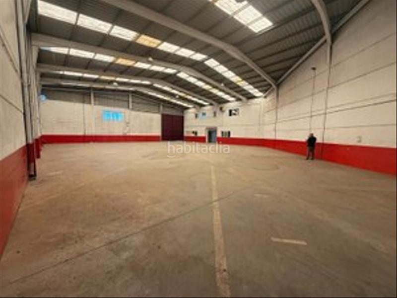 Foto 13274ff7-79bf-4774-b78f-240b4dd3a228. Miete fabrikhalle in Valmojado