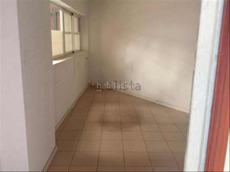 Foto 213a98ee-1db8-4b52-bd4a-dfa697243c2f. Miete fabrikhalle in Valmojado