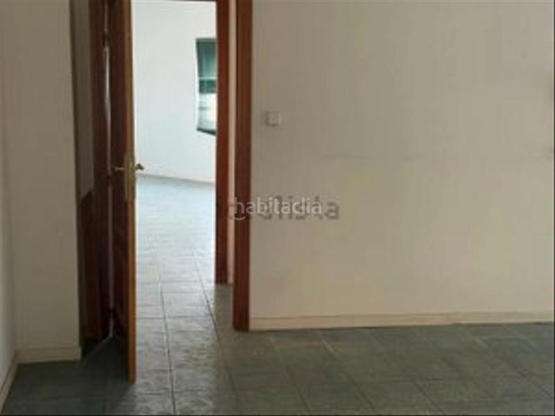 Foto 6d4ce332-7ff0-436c-8f35-4934075ce405. Miete fabrikhalle in Valmojado