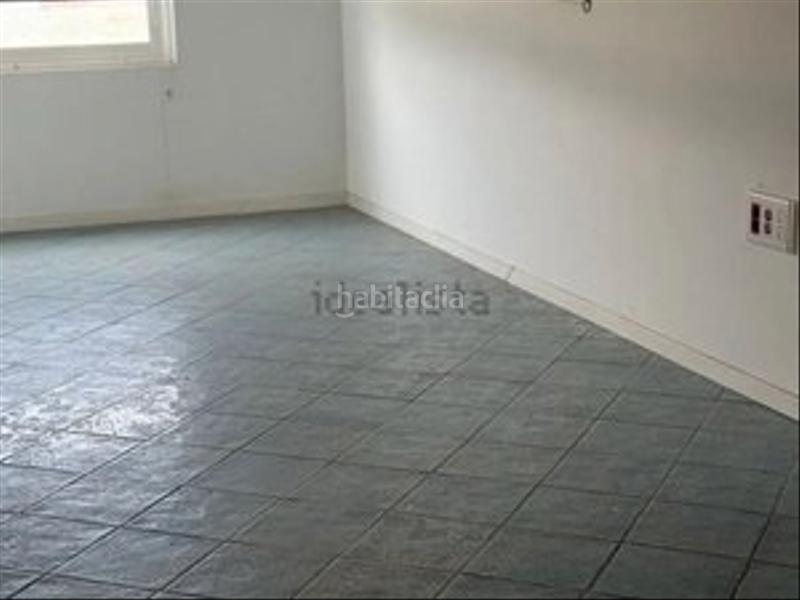 Foto 87eac1a6-206d-4dee-aab2-92264bc263bb. Miete fabrikhalle in Valmojado