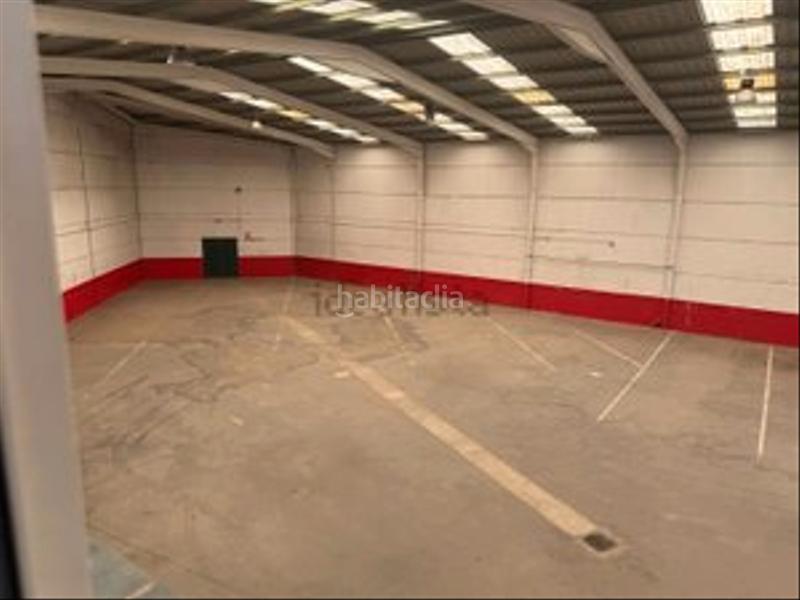 Foto b7580644-394e-4237-a01b-554c309bb4ab. Miete fabrikhalle in Valmojado