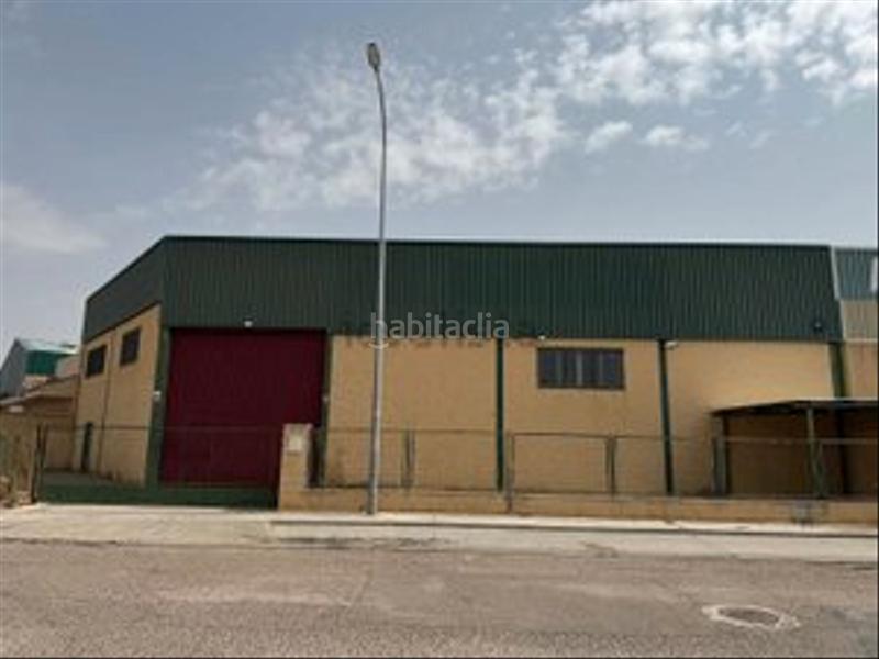 Foto c1f6aacb-b5e8-434b-8118-8b0d6467ebcd. Miete fabrikhalle in Valmojado