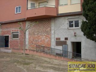 Local Comercial a Parc Bosc-Castell. Figuereslocal