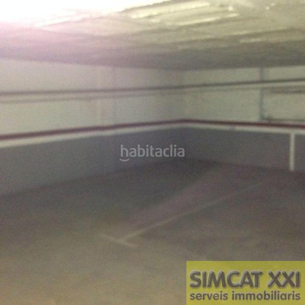 Foto 116d281e-6aa5-4d8f-8189-7c64b5a07d5e. Parking coche garaje en Centre Figueres