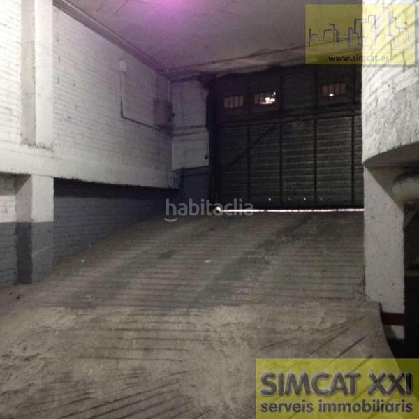 Foto 4953299c-88a8-4dd8-8d66-1a8683530734. Parking coche garaje en Centre Figueres