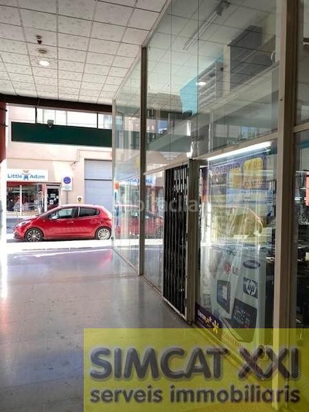 Foto c123dc08-7cbd-422d-9e04-e01193e2e75a. Local commercial dans Poble Nou-Olivar Gran Figueres