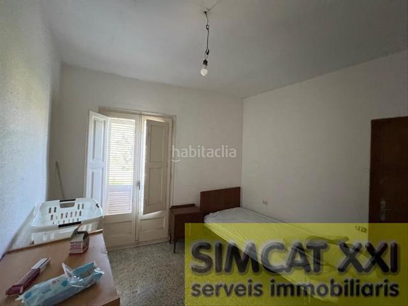 Foto d5ed09ab-3d18-4eeb-82e2-078012f6e477. Casa con parcheggio in Garrigàs