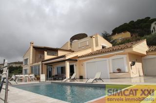 Haus in Palau-saverdera. Palausaverderacasa