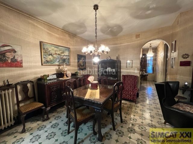 Foto d33c9aff-f872-48c0-b944-9e5f84cf451d. Casa amb calefacció a Creu de la Mà Figueres