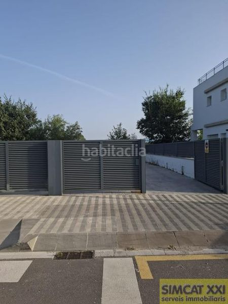 Foto 6a81df52-b5e5-450b-8d4a-4de68a707b4d. Casa a Vilatenim Figueres