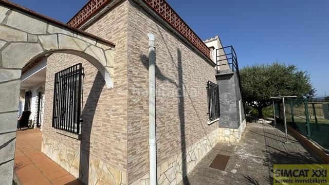 Foto 0c2c365e-64d8-47aa-9b62-3c79ee70db96. Casa amb calefacció a Fortià