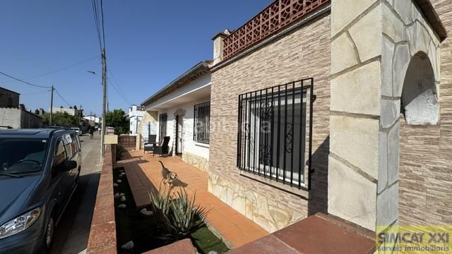 Foto f2af9141-e611-4bfd-8154-a3314213a376. Casa amb calefacció a Fortià