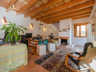 Semi detached house in Escandinavia-Cautivador. Adosado en venta en l'alfàs del pi, con 463 m2, 4 habitaciones y