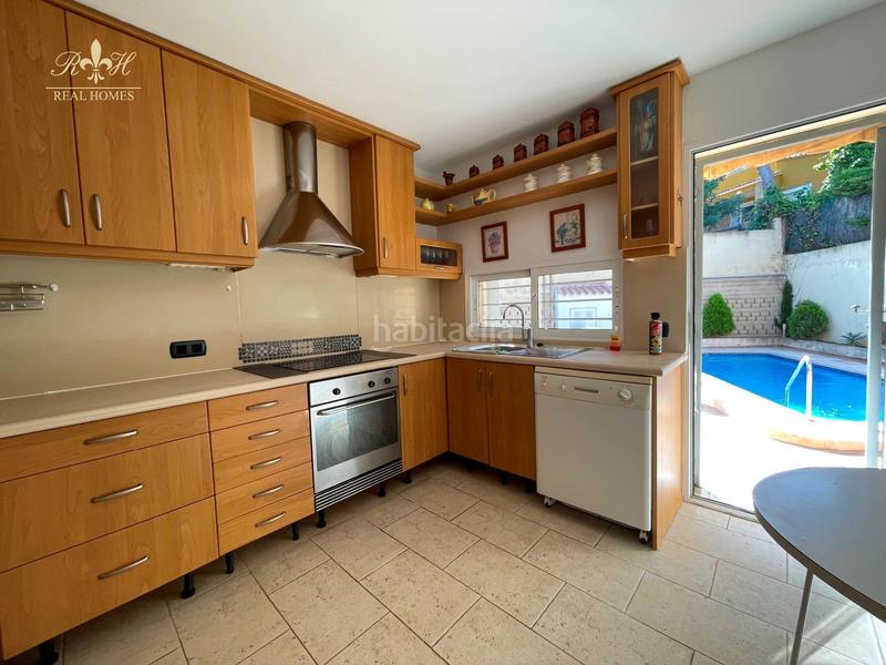 Foto ffcfad1d-fbe1-4309-a495-8b9e71a9dcc1. Chalet con parcheggio piscina in L´Albir Alfàs del Pi (l´)