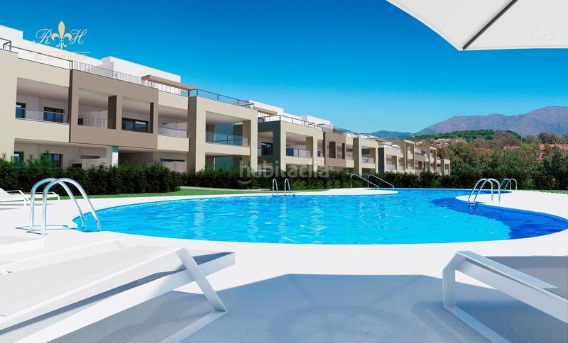 Foto a1bf7dd3-6ea0-4796-96f4-ea0b56b06af9. Pis amb aparcament piscina a Casares pueblo Casares