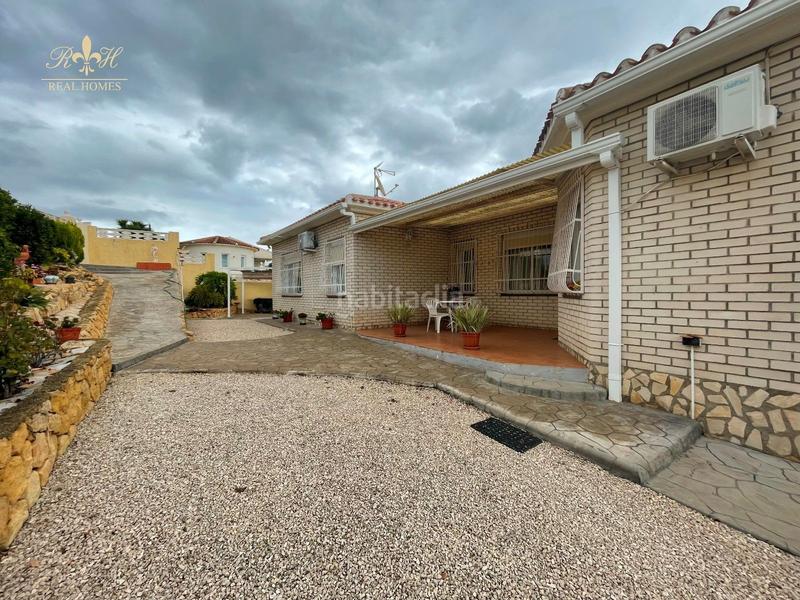 Foto 6bcf9167-b308-4757-9ab7-28f862091e36. Chalet avec chauffage parking dans Coloma Nucia (la)