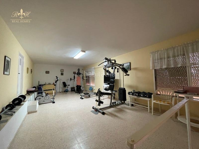 Foto 94a01b5d-f114-40bb-b582-ae1d106d09c6. Chalet avec chauffage parking dans Coloma Nucia (la)