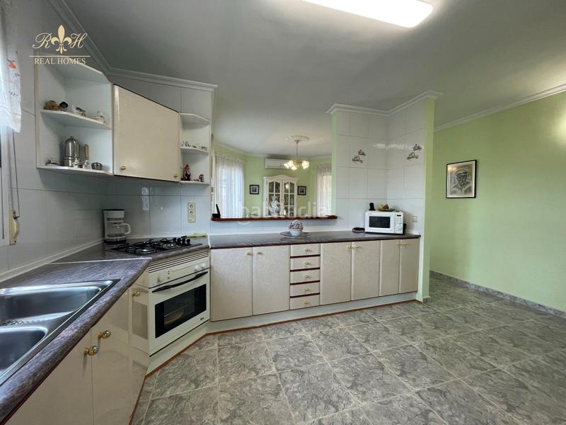 Foto cda194dc-e516-40e0-b3b5-0e86e81b55cc. Chalet avec chauffage parking dans Coloma Nucia (la)