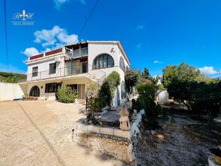 Xalet  Vigo. Chalet independiente en jardin de alfaz