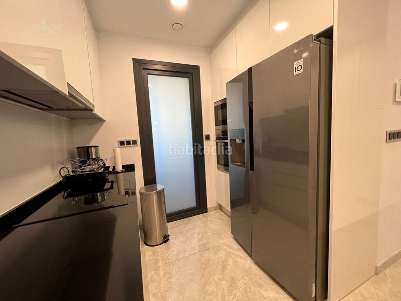 Foto 5019c22e-ba21-4718-8606-1d5085c79214. Lloguer pis amb aparcament piscina a Playa Poniente Benidorm