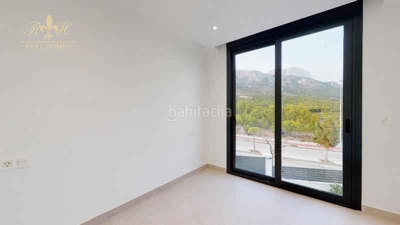 Foto 1b6629f7-8c49-421d-8009-c52d9005e1c7. Chalet  de nueva construccion en venta en Polop