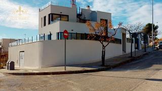 Xalet  N/a. Chalet de nueva construccion en venta