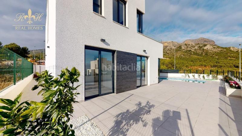 Foto 69ae668e-3b6a-4ead-a389-1b656ae2d89b. Chalet  de nueva construccion en venta en Polop