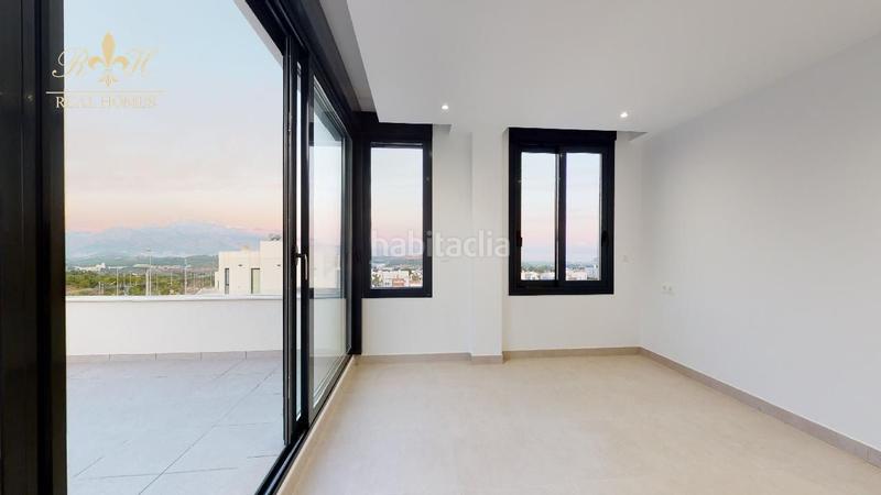 Foto b2c37dcf-d720-41ba-8fb5-60a239f1dd77. Chalet  de nueva construccion en venta en Polop
