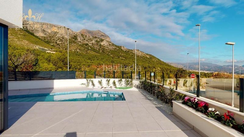 Foto b578f346-dbfa-45f5-9325-4667fad43926. Chalet  de nueva construccion en venta en Polop