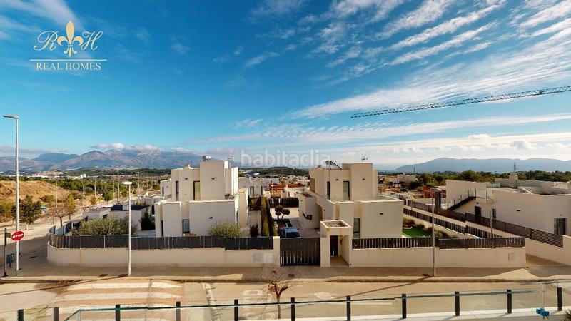 Foto cf38ecf1-d89f-416e-a27c-0e4fcf40f671. Chalet  de nueva construccion en venta en Polop