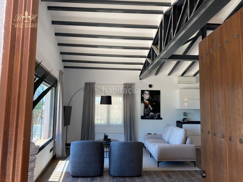 Foto 12db3fa4-07f5-475d-9c94-9e7dc850fca7. Affitto chalet con parcheggio in Altea ciudad Altea