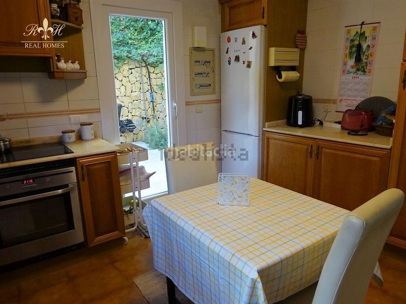 Foto cb8146d7-6eb0-4418-8e43-de1d3e8f1d08. Xalet amb aparcament piscina a Altea la vella Altea