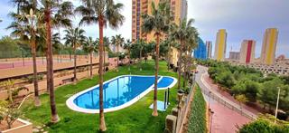 Pis  Presidente adolfo suarezº. Piso a la venta en benidorm