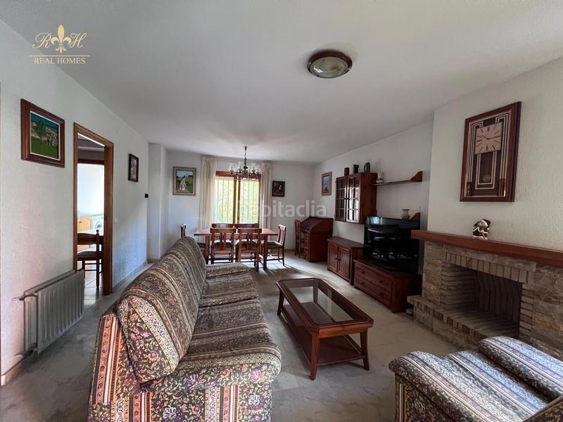 Foto 03d4e085-a167-4452-bb3c-ae4c9939ab8f. Semi detached house with parking pool in Sierra Helada Benidorm