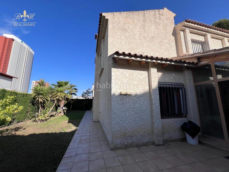 Foto 3ec1a2f9-c9fe-4038-b3f5-f3326009830c. Semi detached house with parking pool in Sierra Helada Benidorm