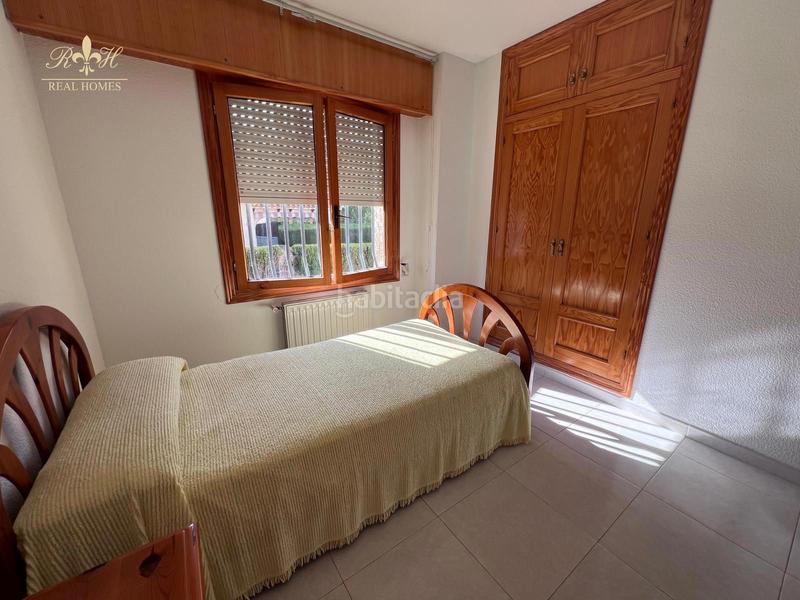 Foto 56ee0d1b-4135-4cf9-8f2c-4c3b385a34d9. Semi detached house with parking pool in Sierra Helada Benidorm