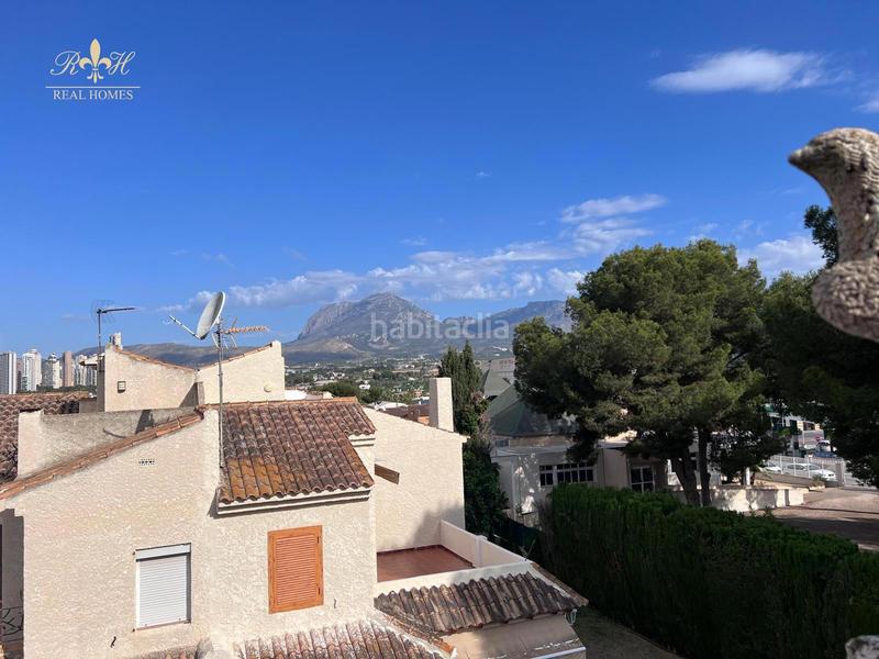 Foto 59c0d7cd-a8b4-4024-b617-92c6883e8a3f. Semi detached house with parking pool in Sierra Helada Benidorm