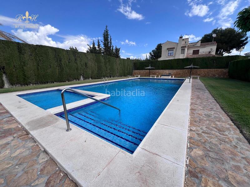 Foto da69500a-c396-47eb-9ed6-0860d39983ec. Semi detached house with parking pool in Sierra Helada Benidorm
