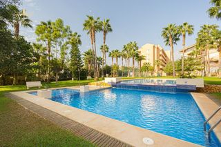 Rent Flat  Pau casals. Bonito apartamento en alquiler en albir