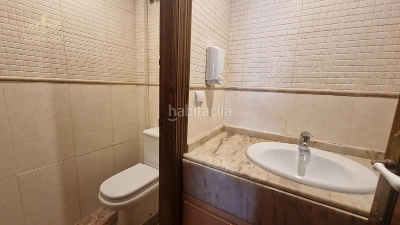 Foto facfe83b-8d99-41cc-b922-9bd843bd8964. Geschäftsraum in Playa Poniente Benidorm