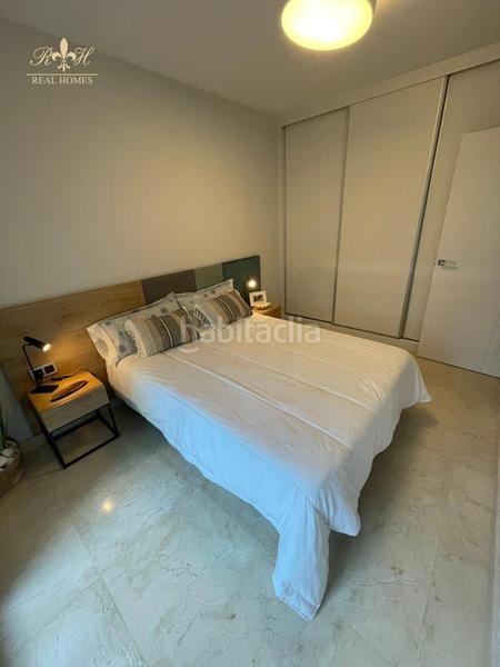 Foto 8da7e78c-3549-415b-b6b6-ef743e414063. Attico con riscaldamento parcheggio piscina in Playa Poniente Benidorm