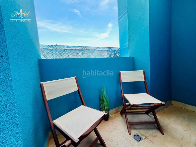 Foto 9154688d-b1e3-49c8-bb87-ff87e88829f6. Attico con riscaldamento parcheggio piscina in Playa Poniente Benidorm