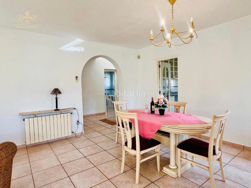 Foto 5391a7e9-2e1b-45e7-83d8-373fc08b8258. Chalet con riscaldamento parcheggio piscina in L´Albir Alfàs del Pi (l´)