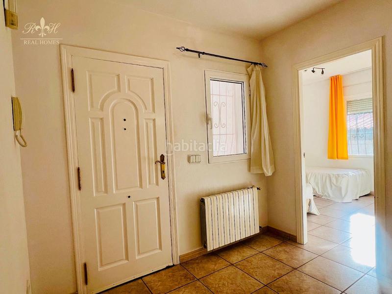 Foto 6d092171-8ff2-45d8-8c1c-e02bf8bdd72c. Chalet con riscaldamento parcheggio piscina in L´Albir Alfàs del Pi (l´)