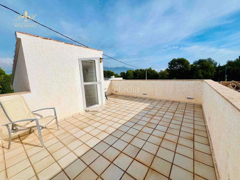 Foto 886ae2dd-57ee-4a28-9802-87b24e5fc7d0. Chalet con riscaldamento parcheggio piscina in L´Albir Alfàs del Pi (l´)
